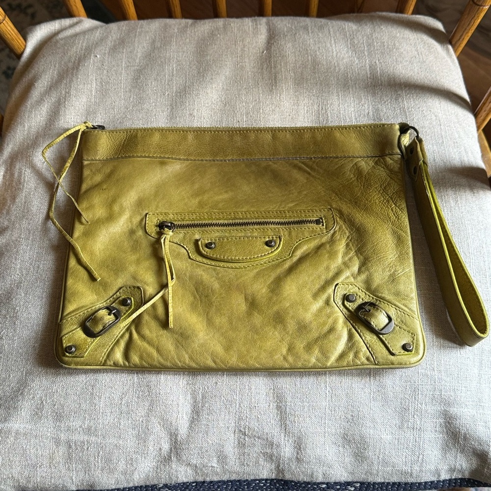 BALENCIAGA F/W 2004 Anis Flat Case Clutch Wristlet (Moto City First)